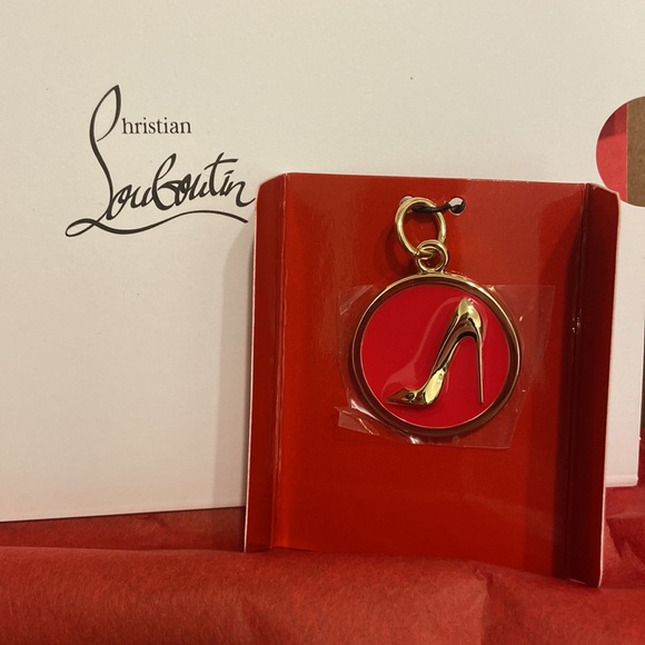 NIB RARE SOLD OUT AUTHENTIC CHRISTIAN LOUBOUTIN STILETTO CHARM - Picture 2 of 4